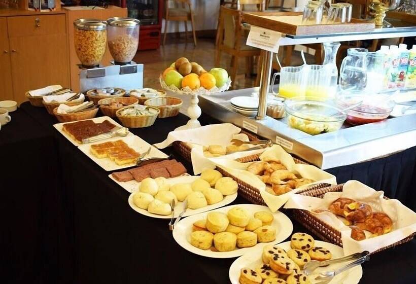 هتل Solans Republica