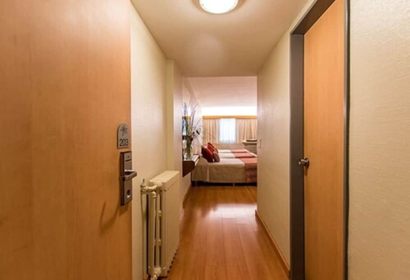 هتل Solans Republica