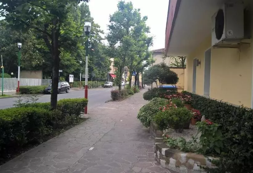 ホテル Terme Belvedere