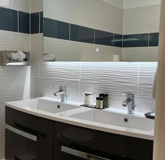 호텔 The Originals Boutique, Hôtel Le George, Loches