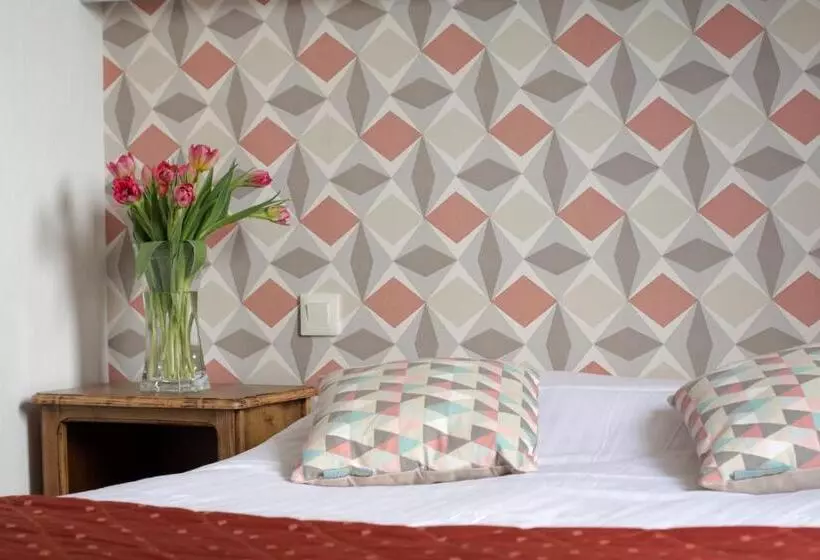 فندق The Originals Boutique, Hôtel Le George, Loches