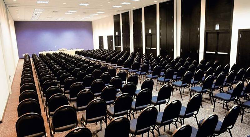 هتل Transamerica Prime International Plaza