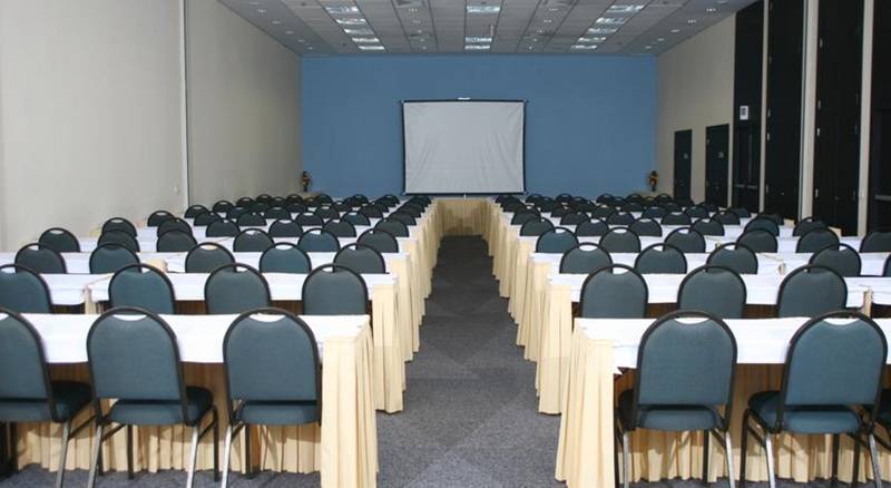 هتل Transamerica Prime International Plaza