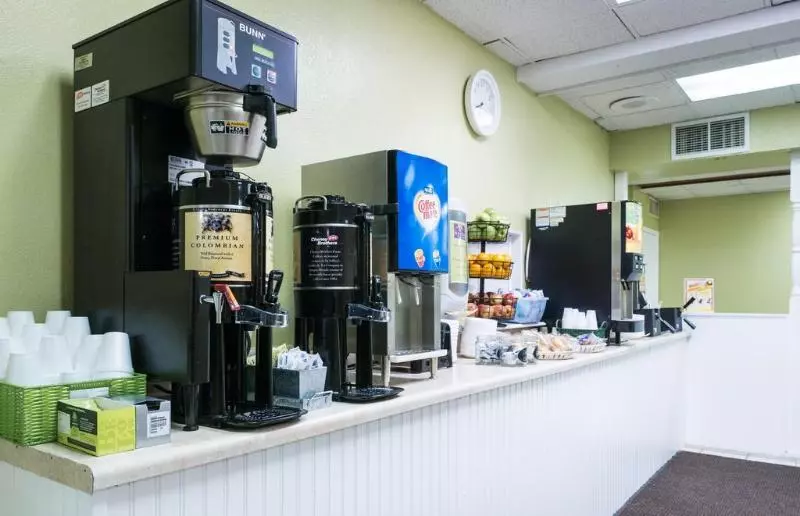 فندق Vista Inn And Suites Tampa