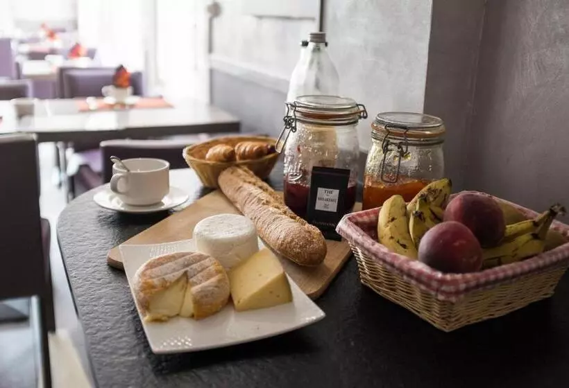 Logis Hotel & Restaurant La Paix