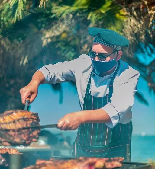 Marina Del Faro Resort