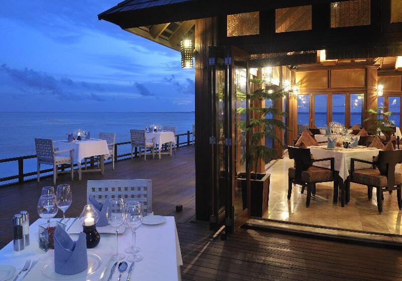 استراحتگاه Sun Siyam Olhuveli