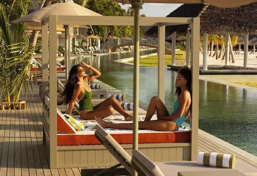 استراحتگاه Sun Siyam Olhuveli