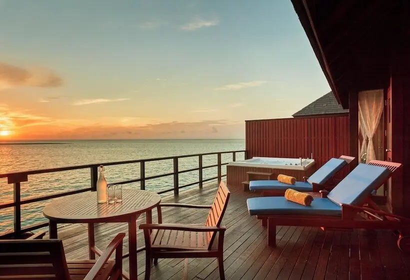 استراحتگاه Sun Siyam Olhuveli