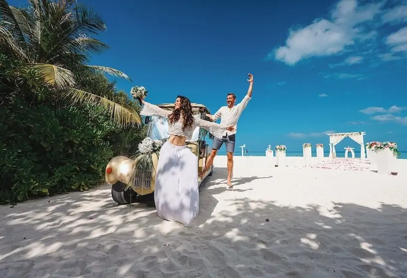 استراحتگاه Sun Siyam Olhuveli