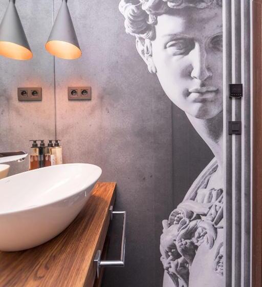 Nocleg ze śniadaniem Kalvin Restaurant & Pension