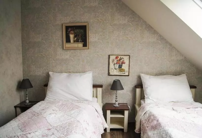 Aamiaismajoitus (B&B) Kalvin Restaurant & Pension