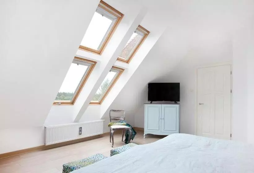 Aamiaismajoitus (B&B) Kashubian Lodge & Spa