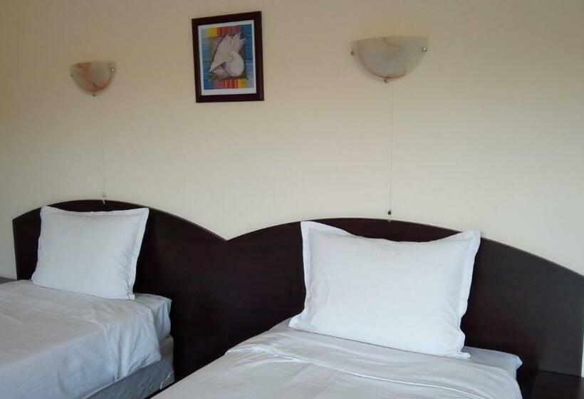 בית מלון כפרי Enchevi