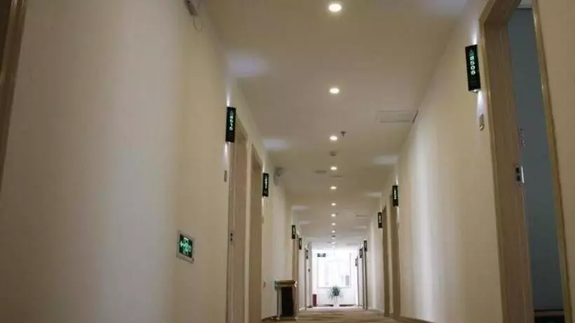 ホテル Greentree Alliance Yichun Fengcheng Jianyi Avenue