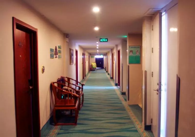 Hotelli Greentree Inn Shandong Jining Jinxiang Kuixing Road Express