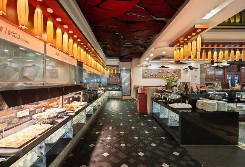 Hotelli Country Garden Golden Beach Spring