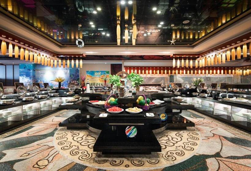 Отель Country Garden Golden Beach Spring