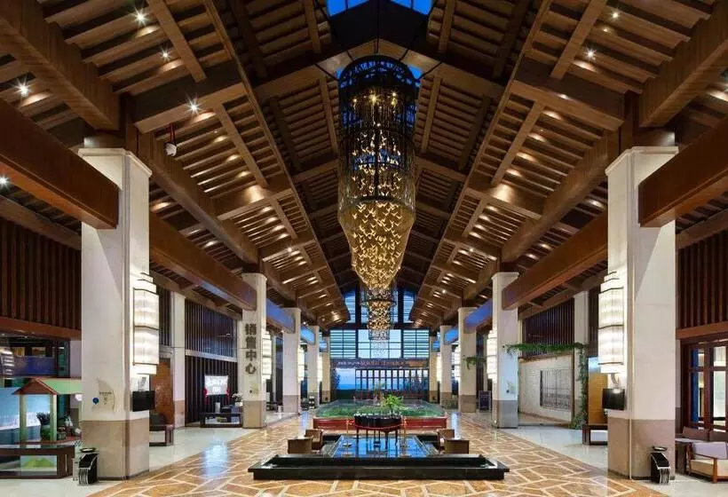 Hotelli Country Garden Golden Beach Spring