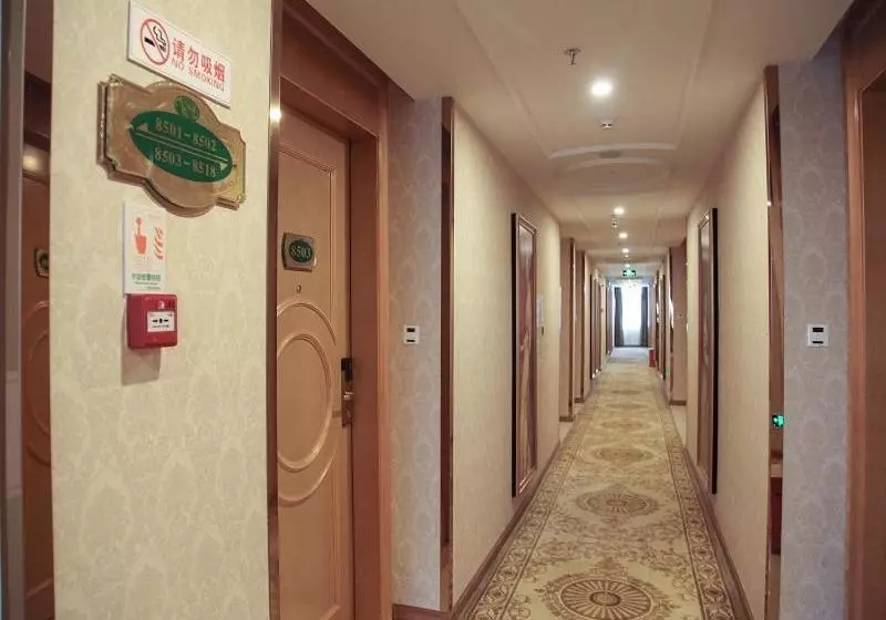 Vienna Hotel Qingyuan Yingde Guangming Road