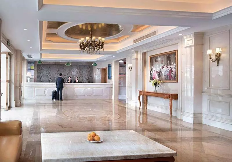 Vienna Hotel Qingyuan Yingde Guangming Road