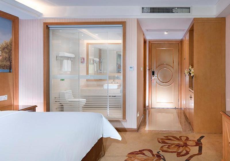 Vienna Hotel Qingyuan Yingde Guangming Road