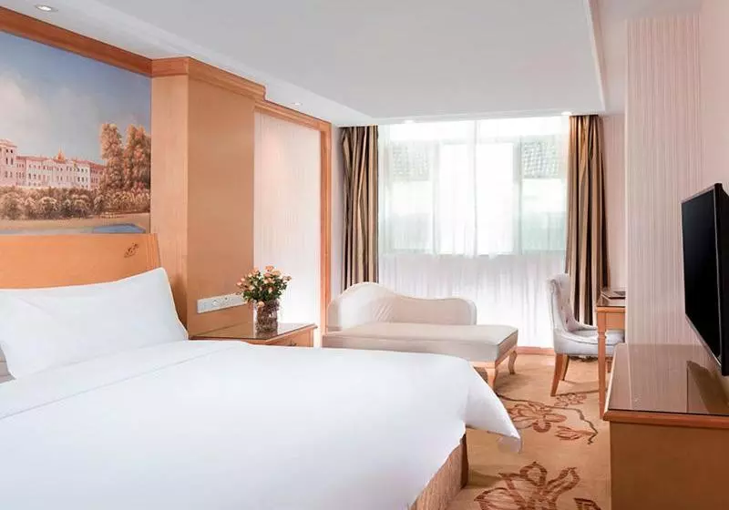 Vienna Hotel Qingyuan Yingde Guangming Road