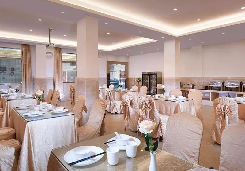 Vienna Hotel Qingyuan Yingde Guangming Road