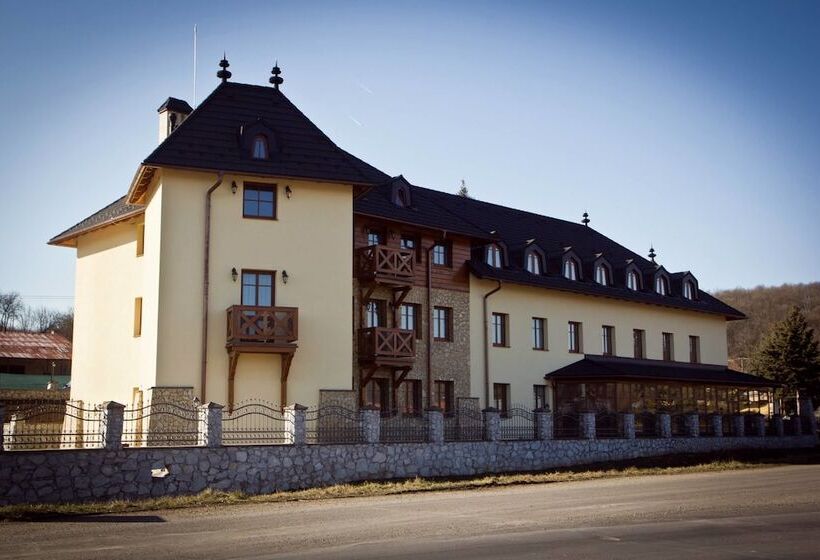 膳宿费 Penzión Chateau Hunting