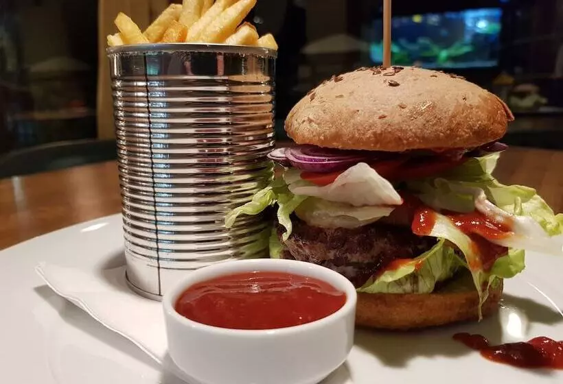 ペンション Penzión Chateau Hunting