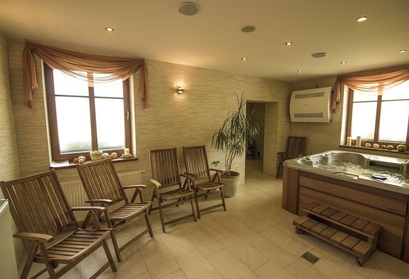 膳宿费 Penzión Chateau Hunting