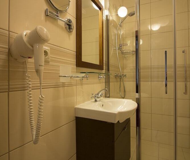 膳宿费 Penzión Chateau Hunting