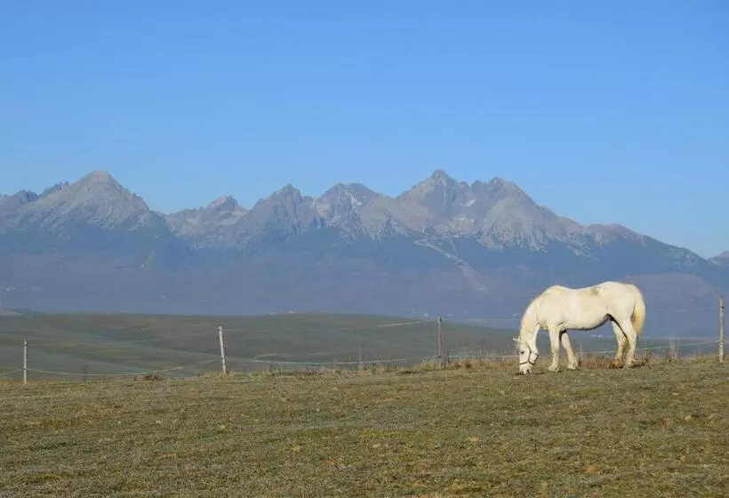 Majatalo Pezión Limbový Dvor