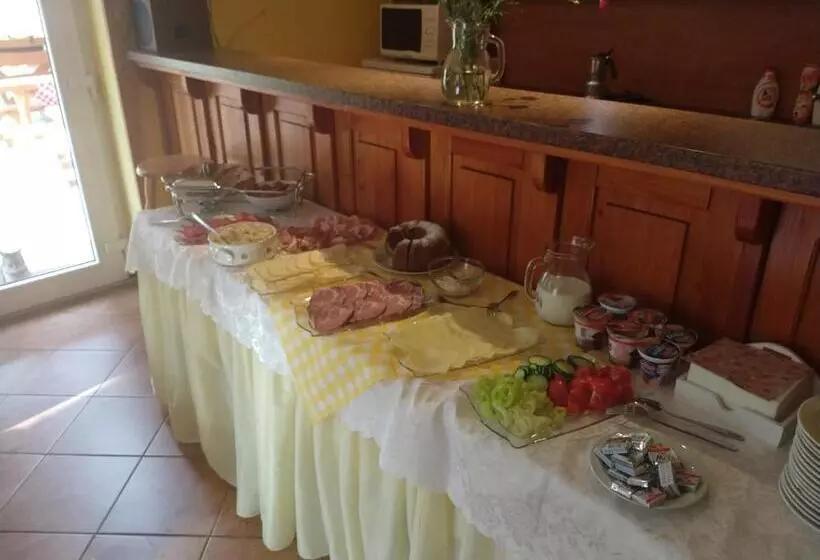 Majatalo Pezión Limbový Dvor