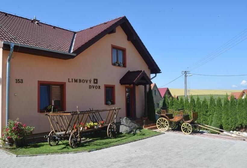 ペンション Pezión Limbový Dvor