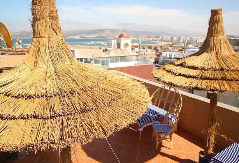 Tanja Lucia   Hostel