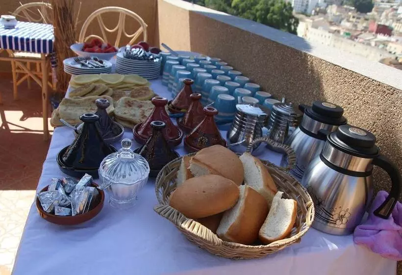 Tanja Lucia   Hostel