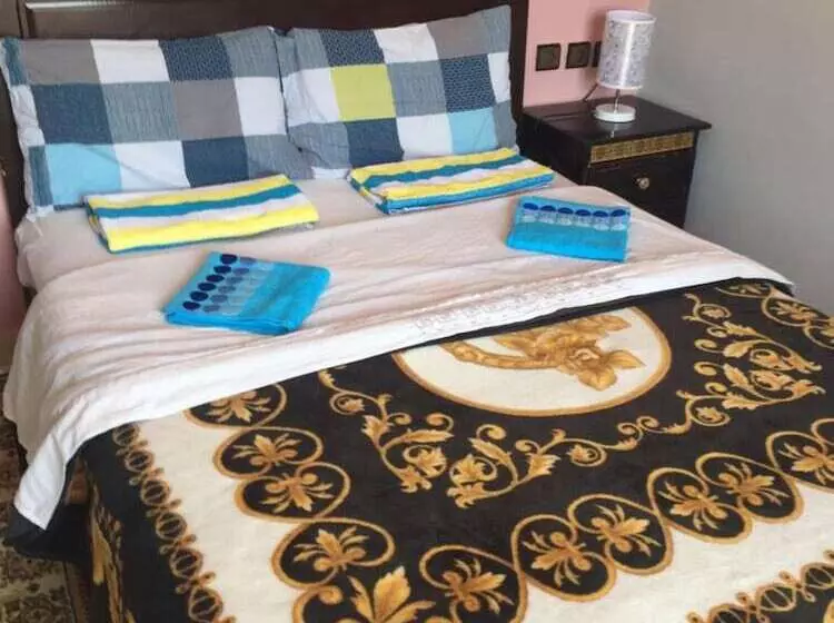 Tanja Lucia   Hostel