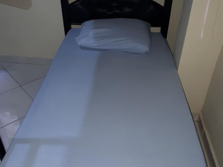 Tanja Lucia   Hostel