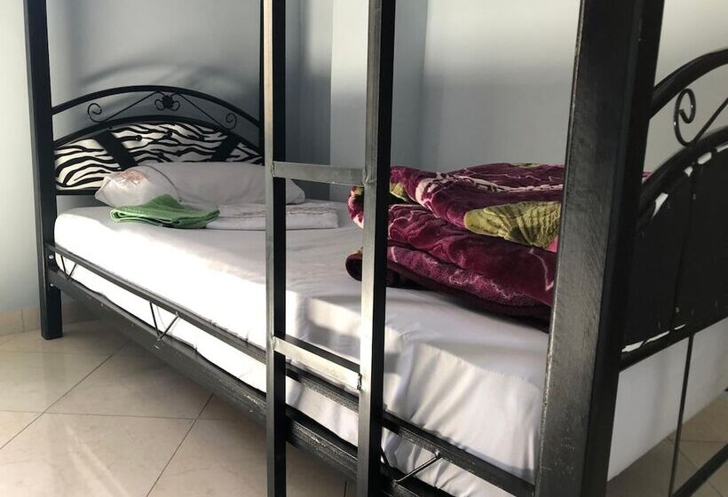 Tanja Lucia   Hostel