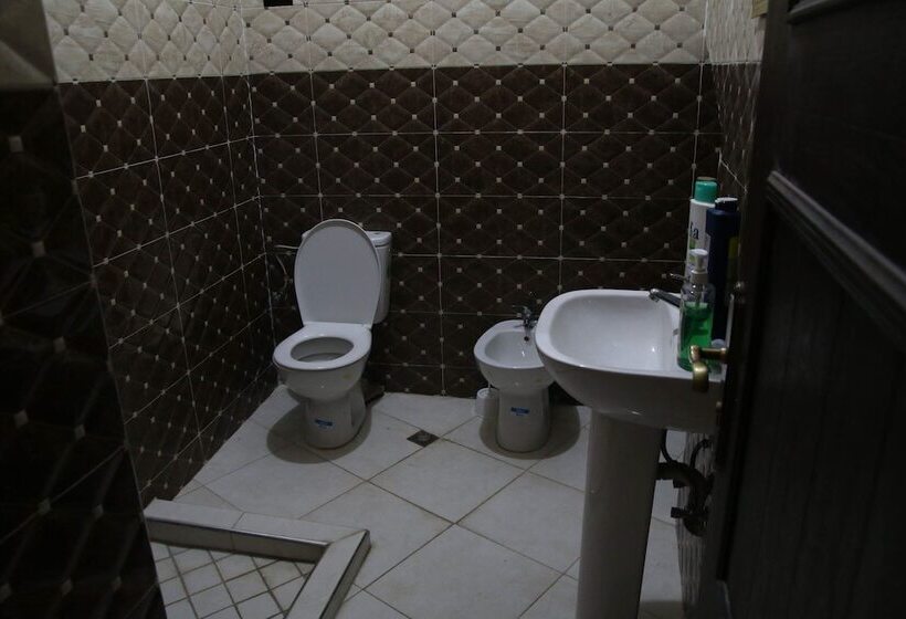 Tanja Lucia   Hostel