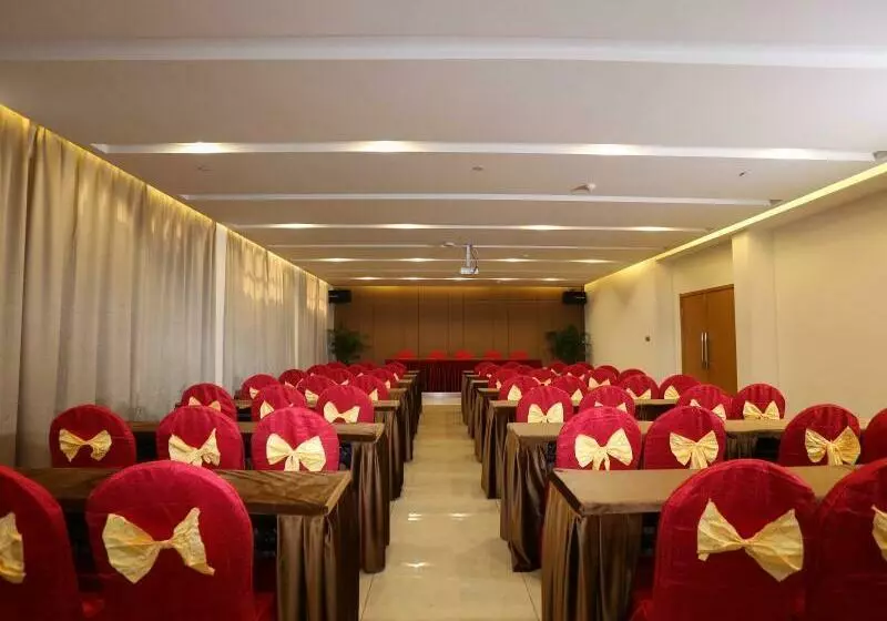 Hotelli Greentree Inn Macheng Cultural Town Business