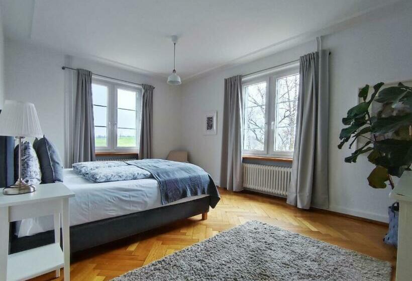 בית מלון כפרי & Restaurant Schloss Schwandegg