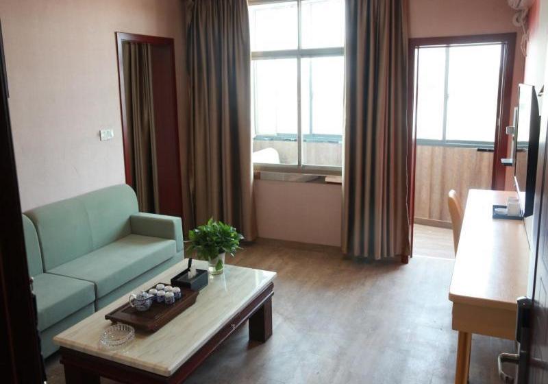 호텔 Shell Xinyang Huangchuan County Railway Station