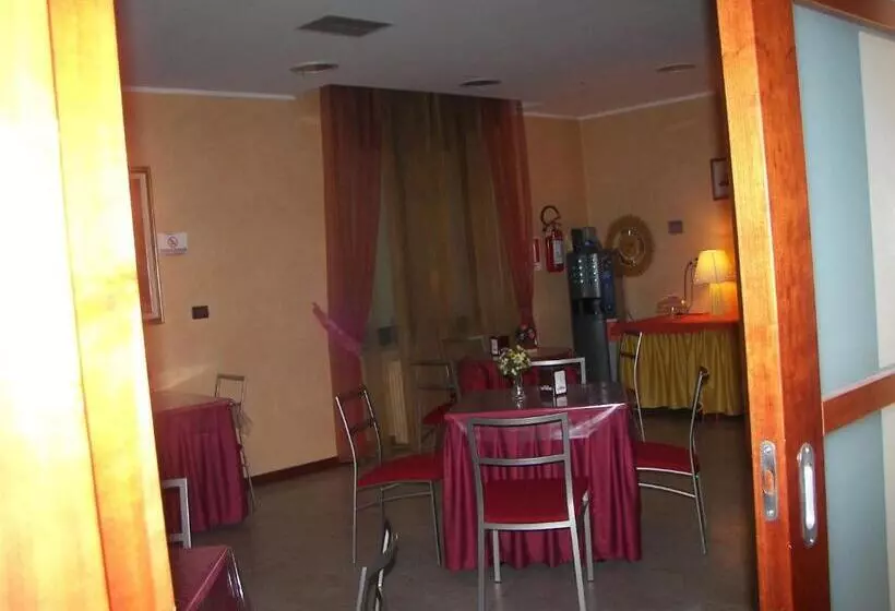 בית מלון כפרי Albergo Sangrilà