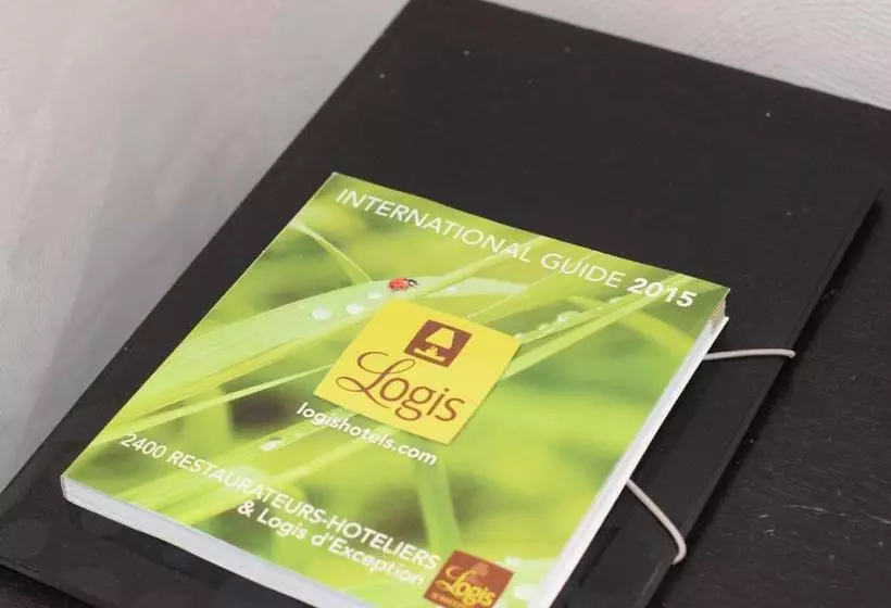 هتل Auberge Le Rabelais