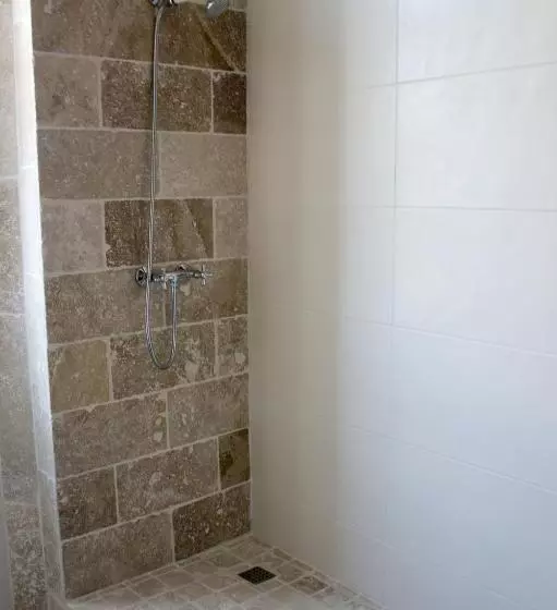 Отель De France