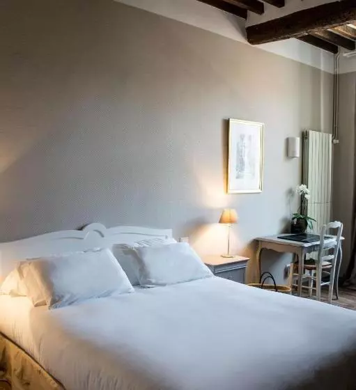 Отель De France