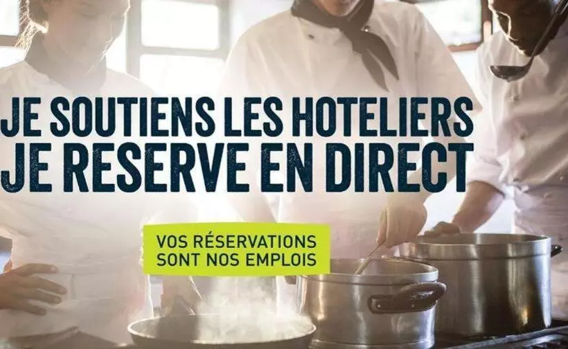هتل Hostellerie Sarrasine Macon Est