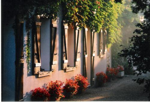 Hotelli Hostellerie Sarrasine Macon Est